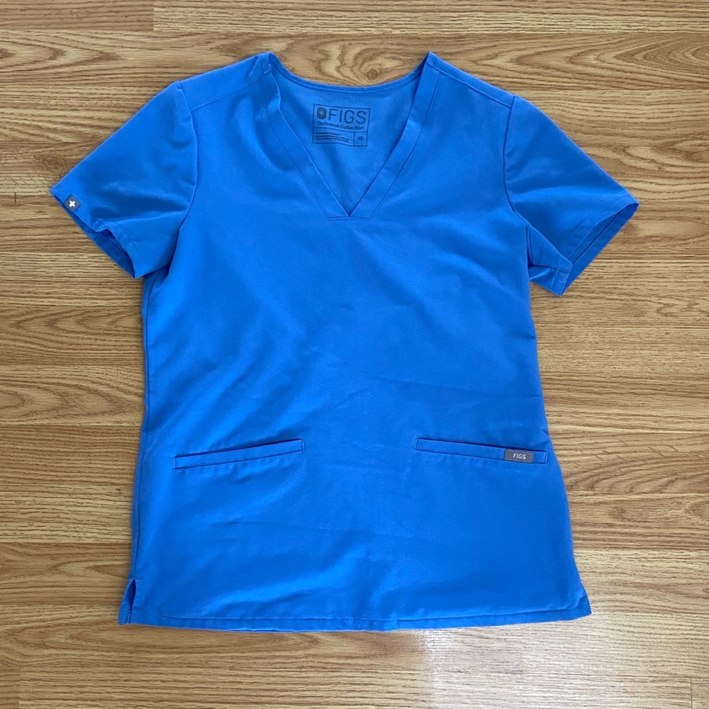 Figs Scrub Top!